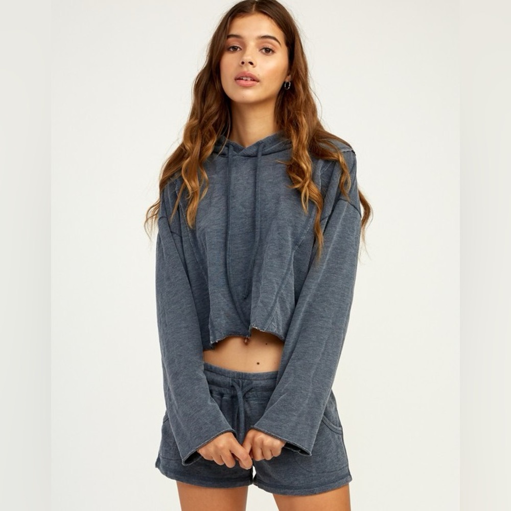 RVCA Ava Cropped Fleece Pullover – Size‎ XS 😍